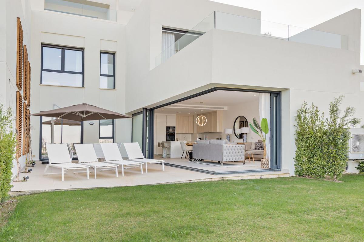 Townhouse Terraced in Casares