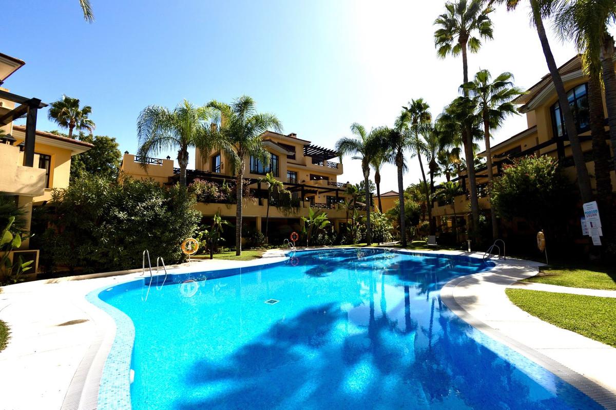 Apartment Ground Floor in Puerto Banús