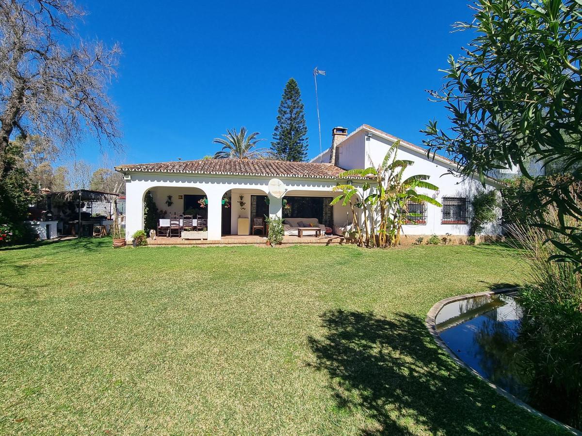 Villa Detached in Puerto Banús