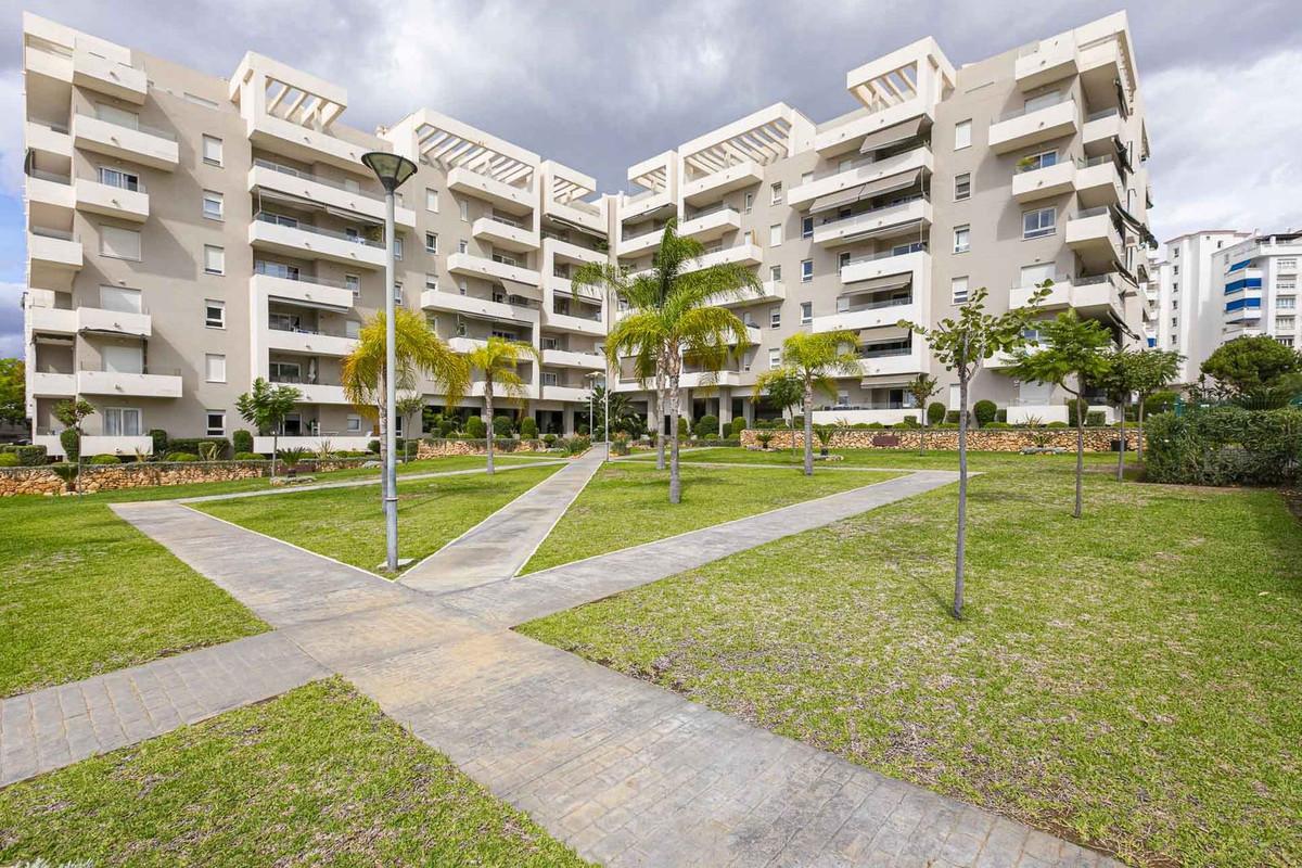 Apartment Middle Floor in La Campana