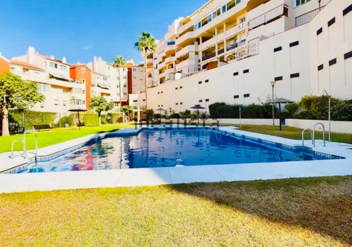 Apartment Middle Floor in Estepona