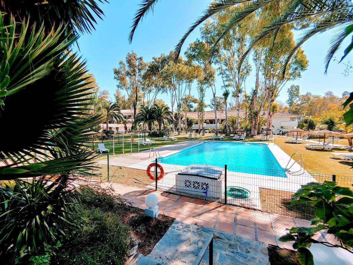 Apartment Middle Floor in Puerto Banús