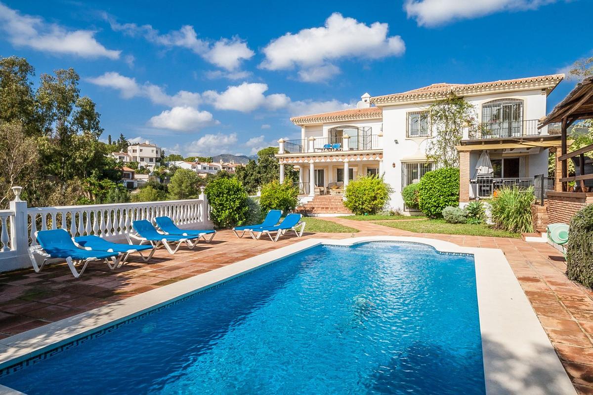 Villa Detached in Elviria