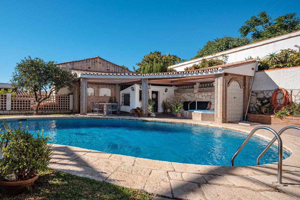 Villa Detached in Benalmadena