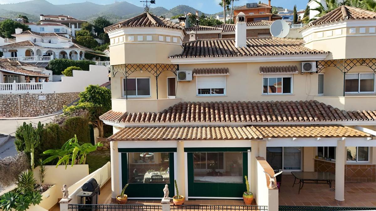 Townhouse Semi Detached in Benalmadena Pueblo