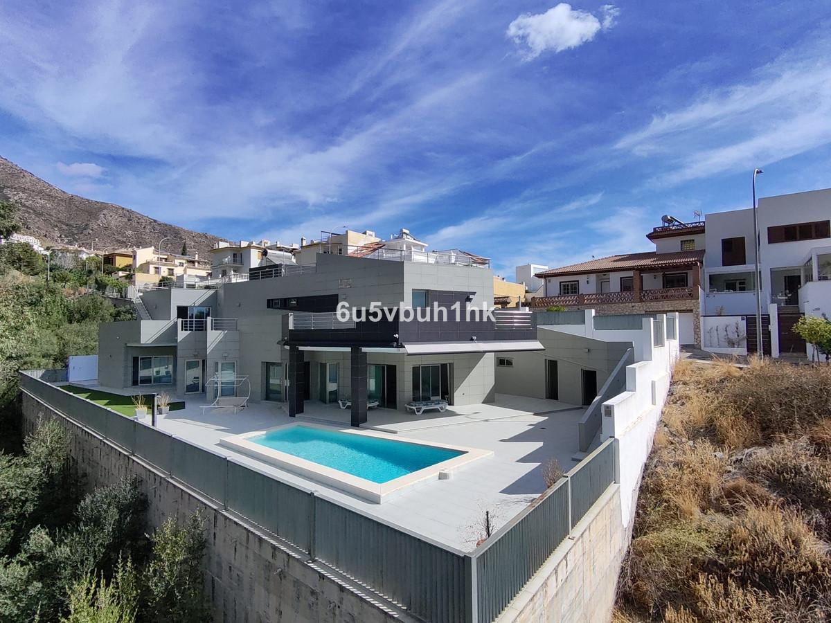 Villa Detached in Benalmadena