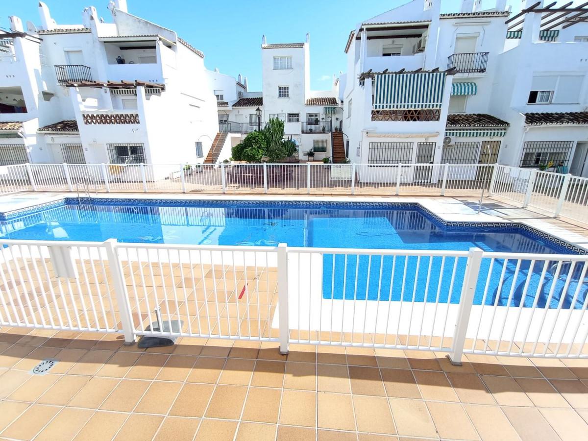 Apartment Middle Floor in San Luis de Sabinillas