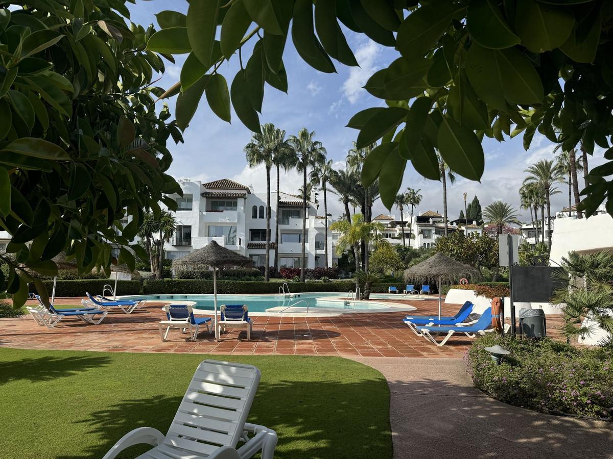 Apartment Middle Floor in Estepona