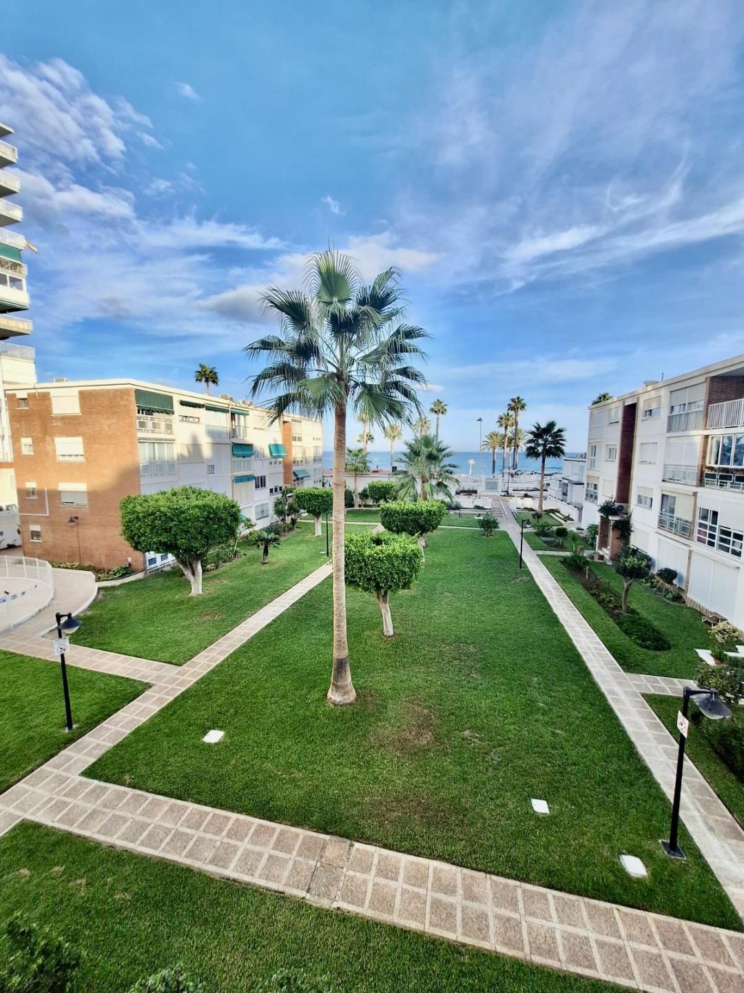 Apartment Middle Floor in Torrequebrada