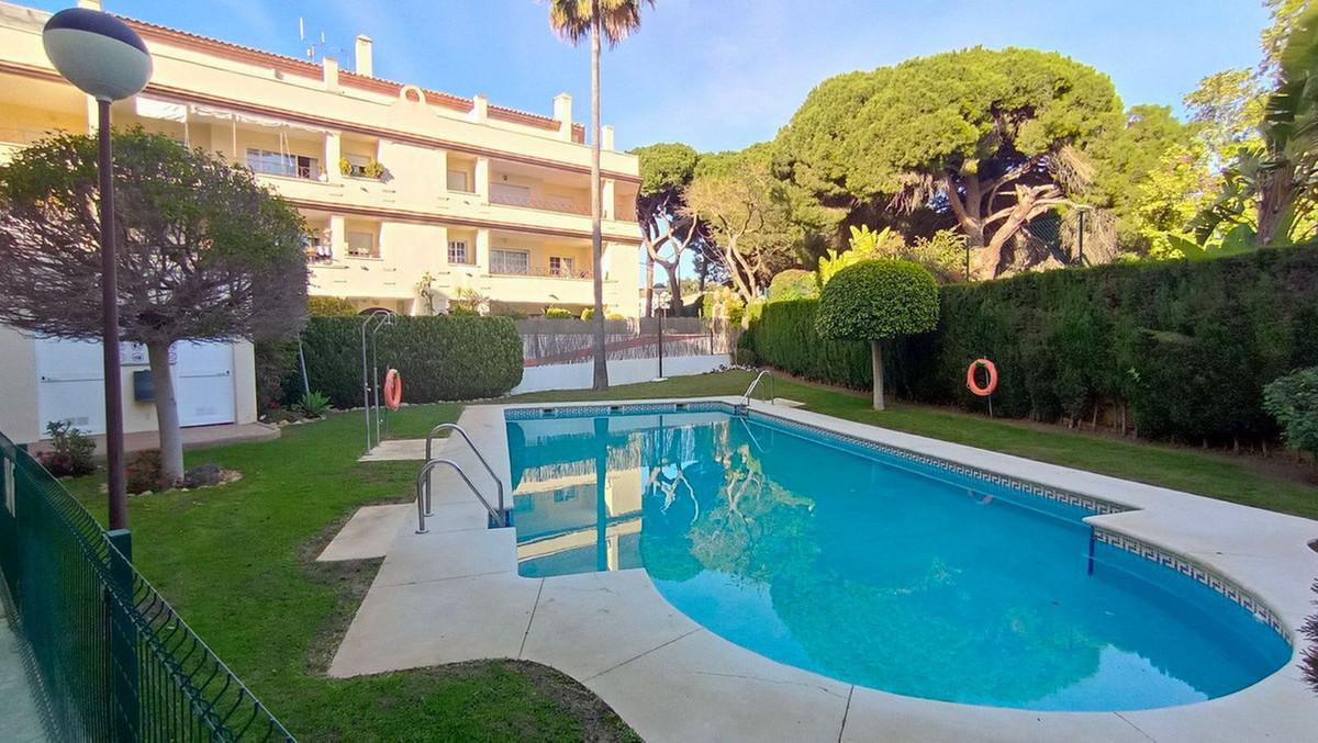 Apartment Ground Floor in Elviria