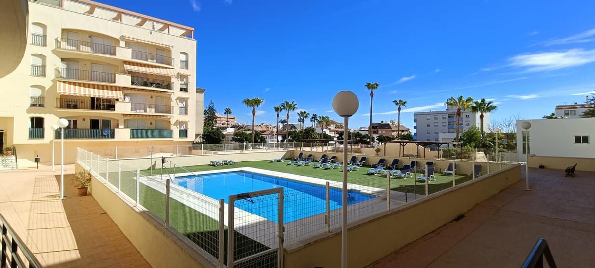 Apartment Middle Floor in San Luis de Sabinillas