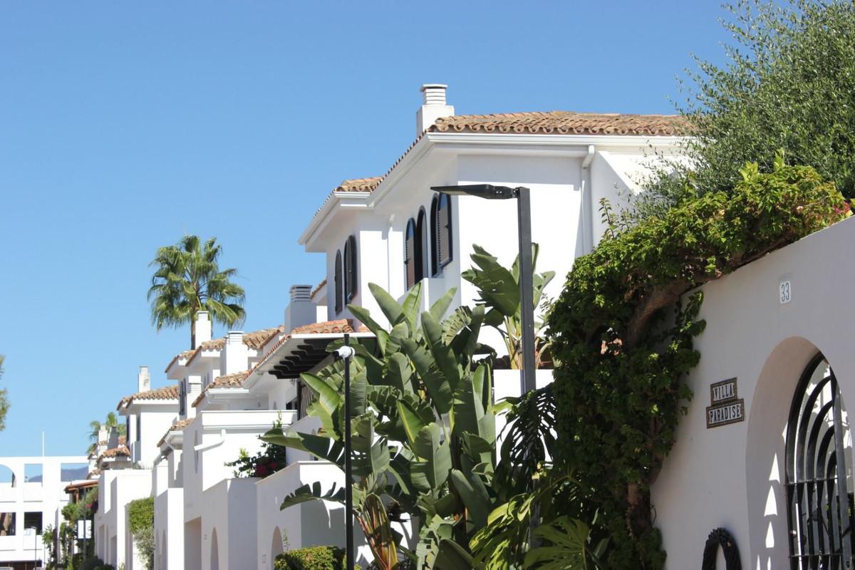 Townhouse Terraced in Estepona