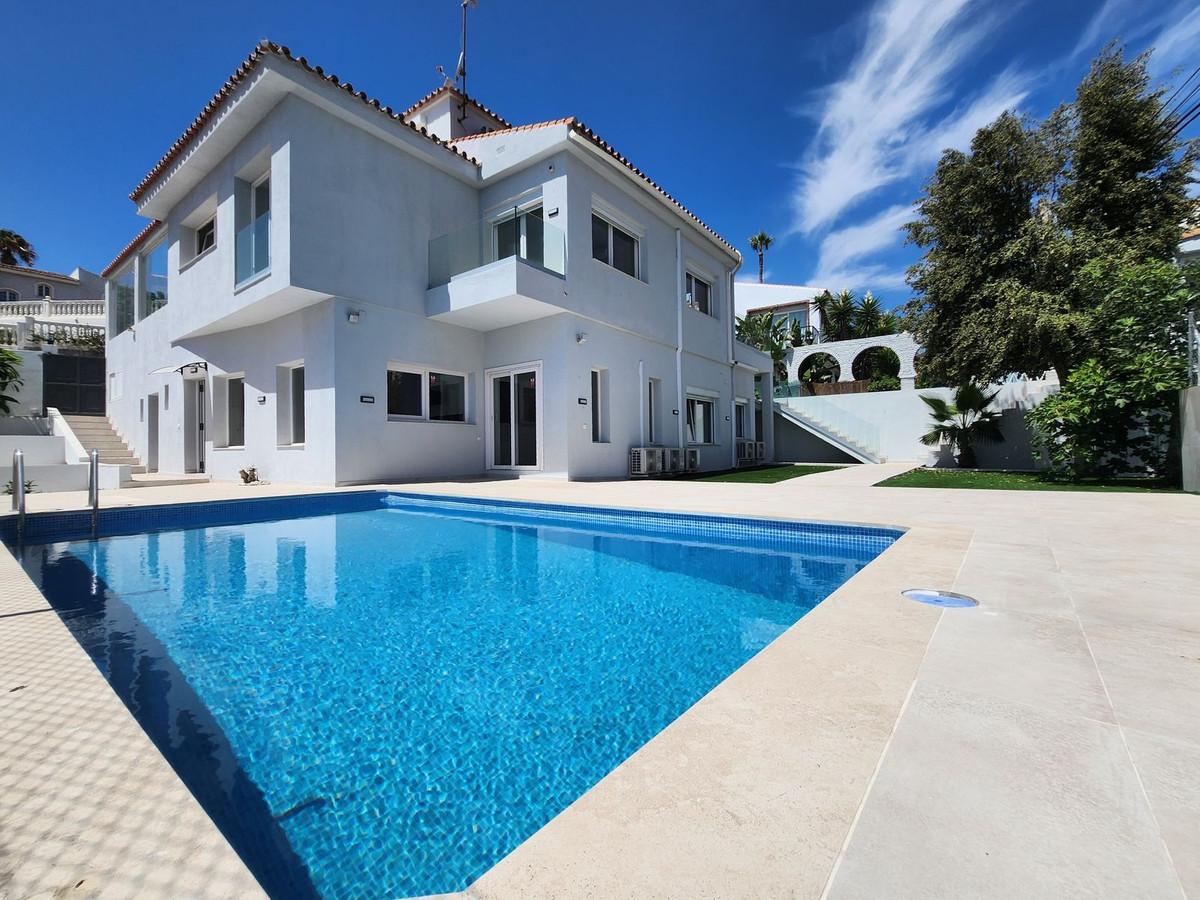 Villa Detached in El Faro