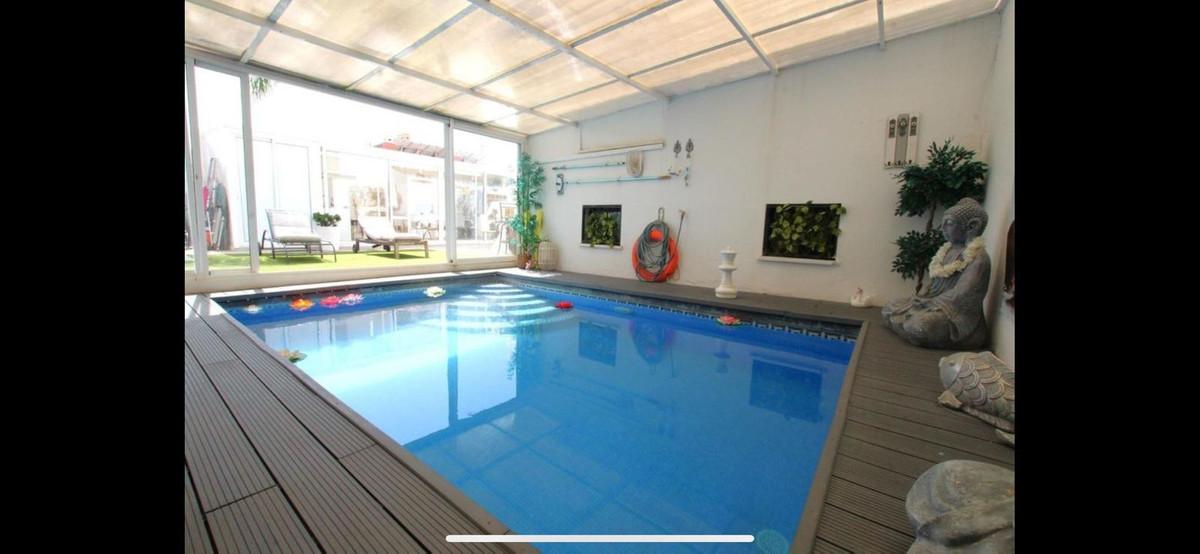 Villa Semi Detached in Benalmadena