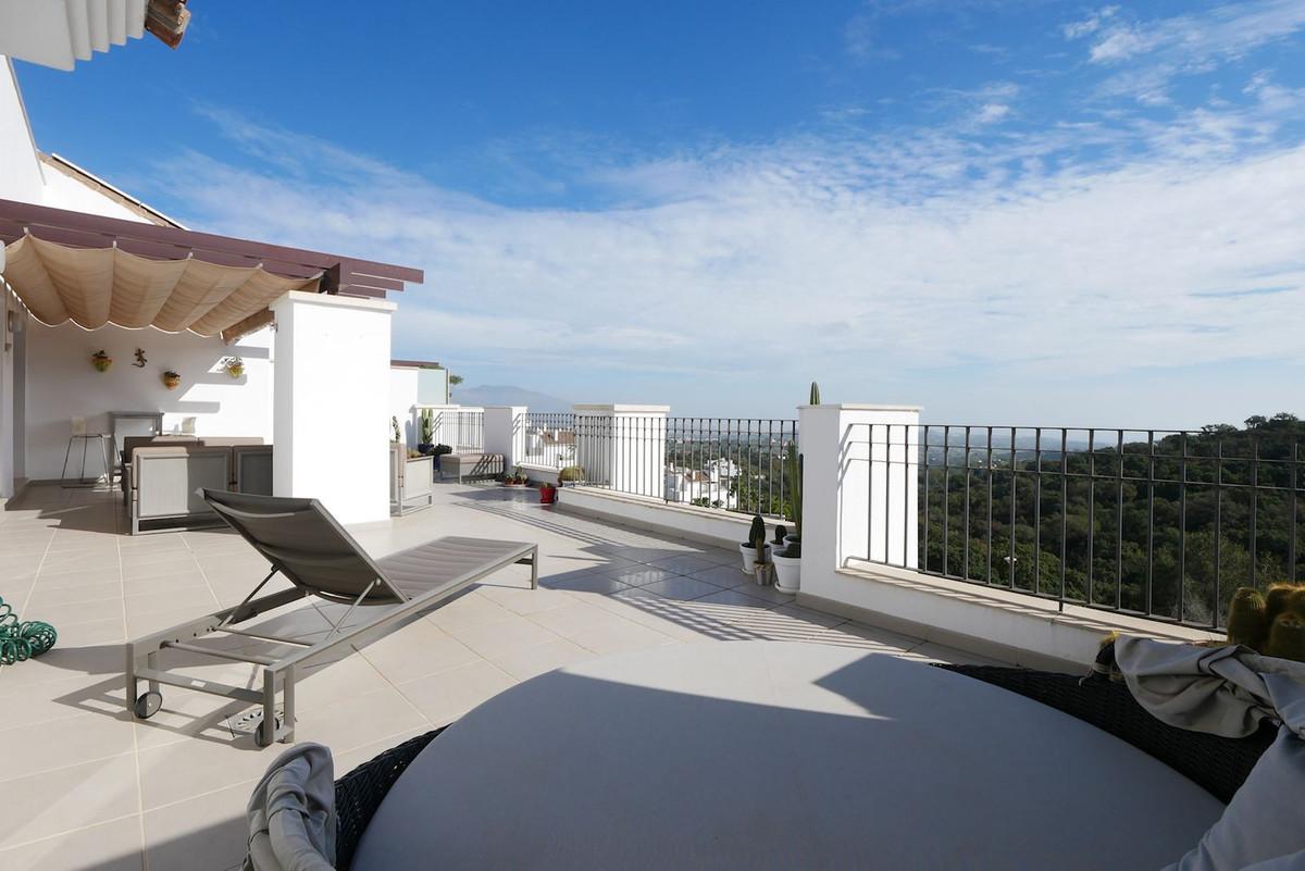 Apartment Penthouse in La Mairena