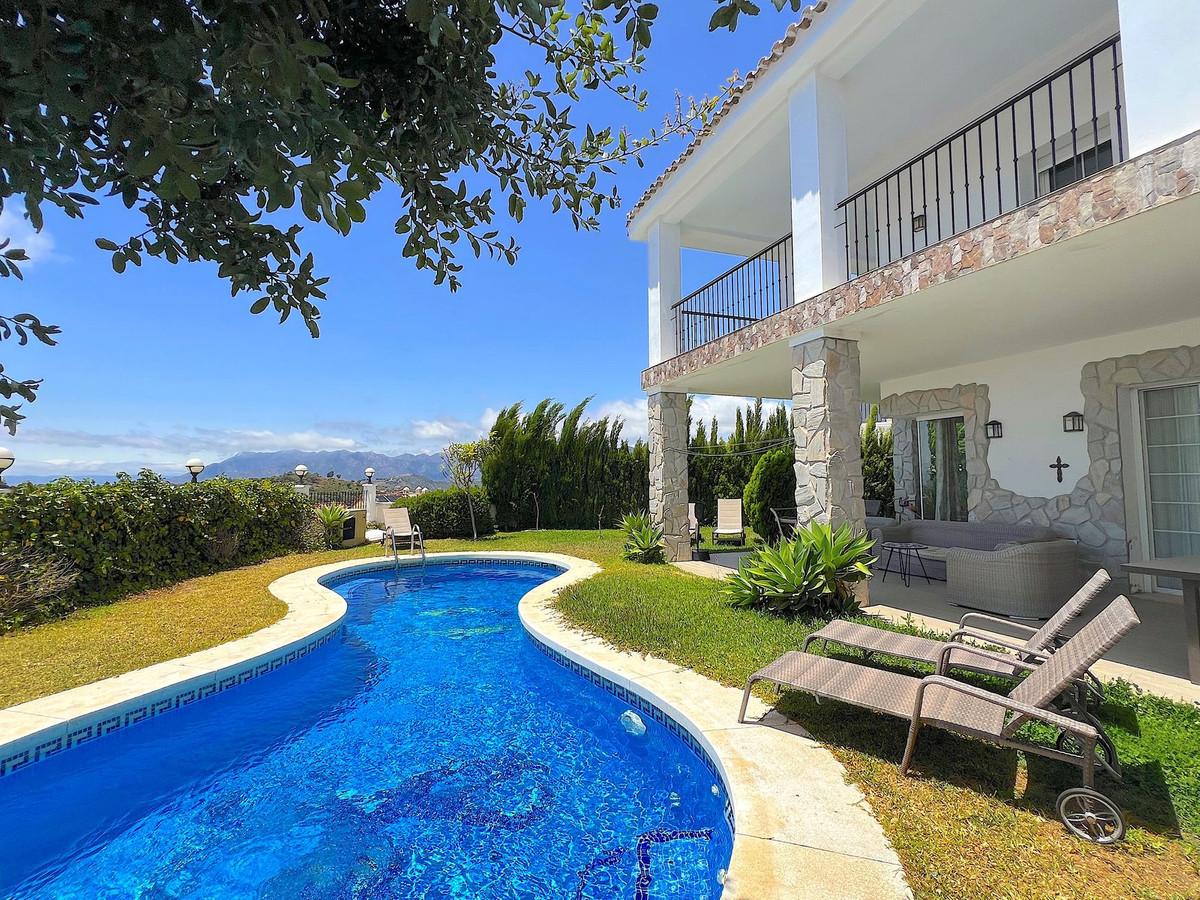 Villa Semi Detached in La Mairena