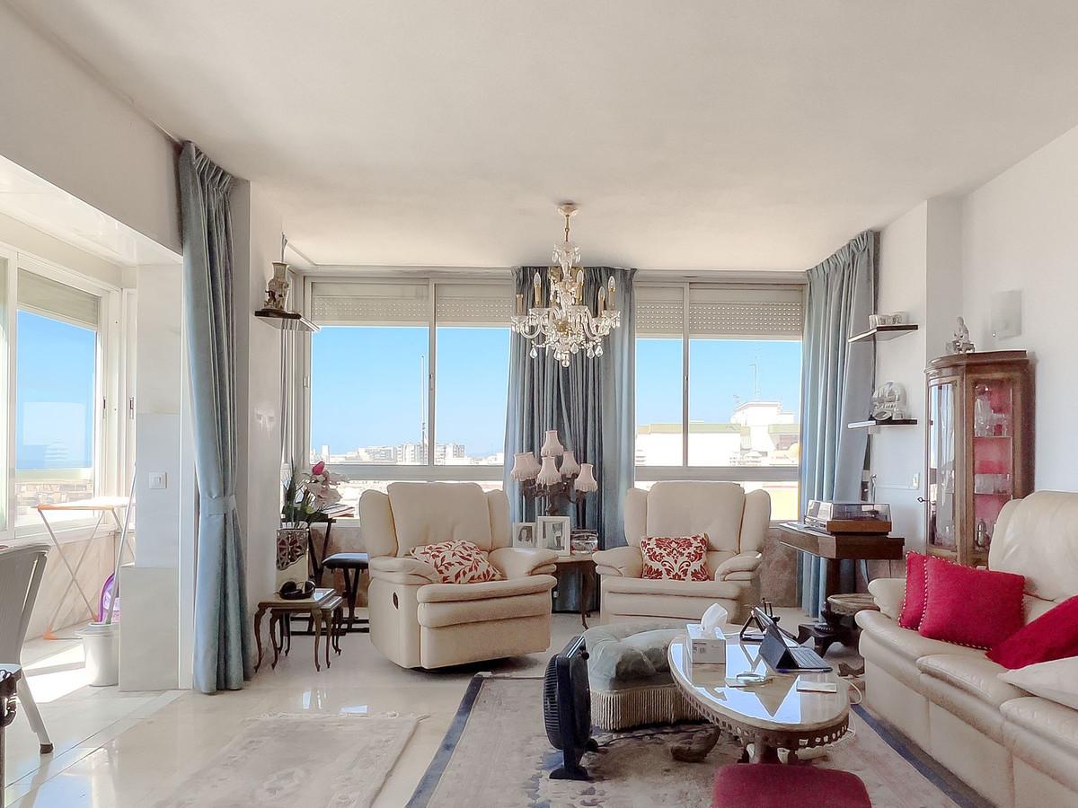 Apartment Penthouse in Marbella