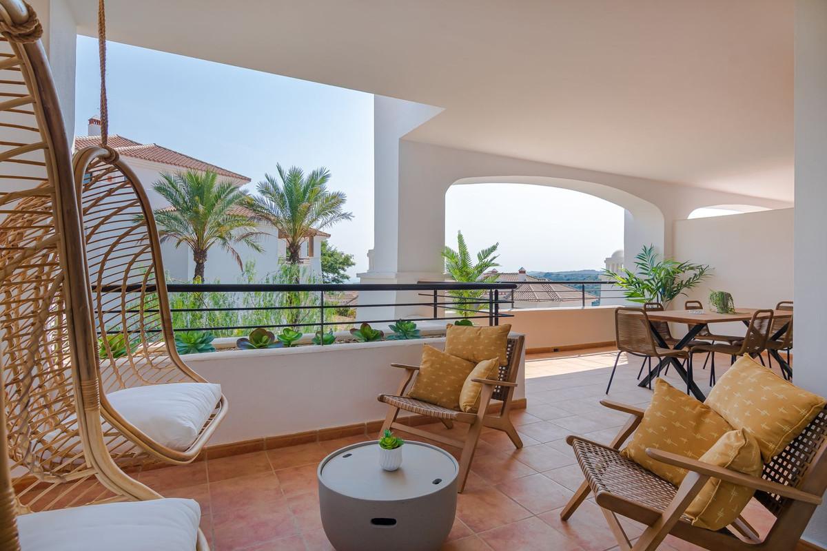 Apartment Middle Floor in Casares Playa