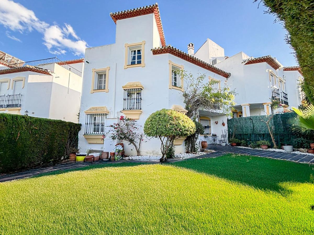 Villa Semi Detached in Bel Air