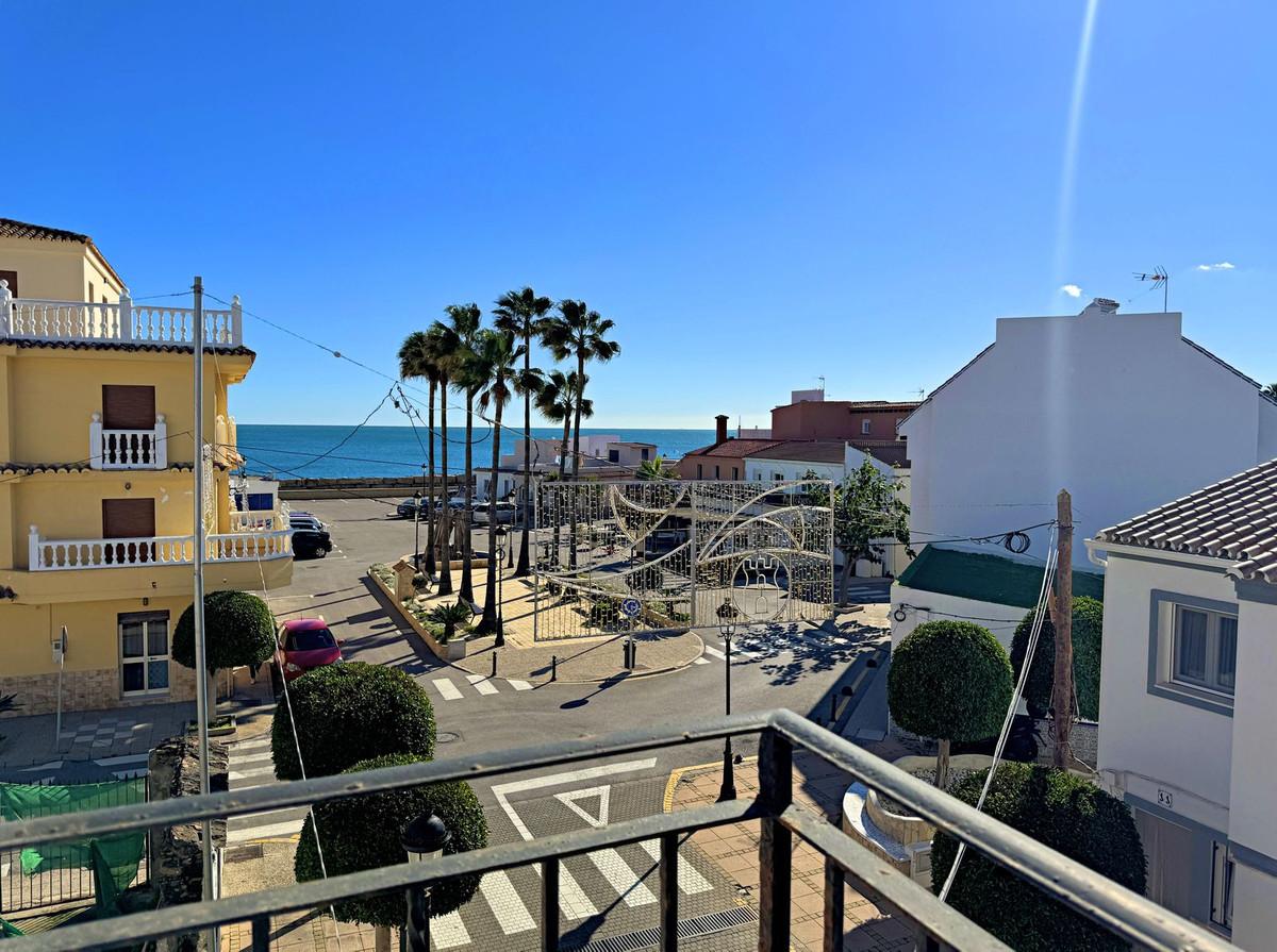 Townhouse Terraced in La Duquesa