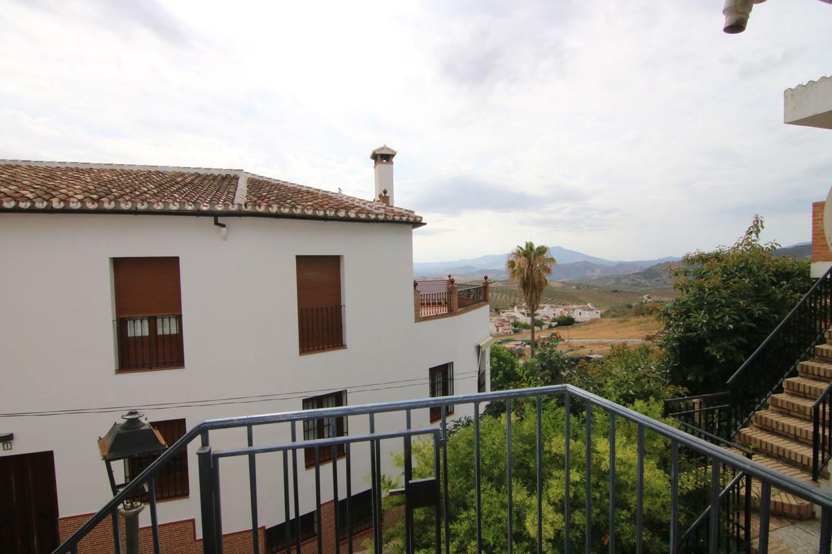 Villa Semi Detached in Alozaina