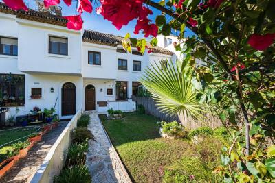 R4893511, Townhouse Terraced in Estepona