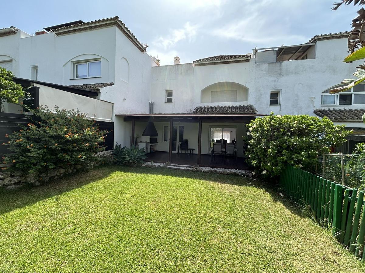 Townhouse Terraced in Estepona