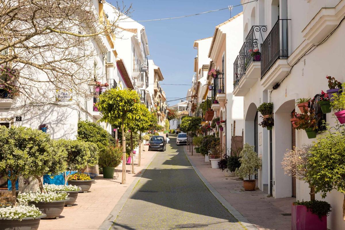 Townhouse Terraced in Estepona