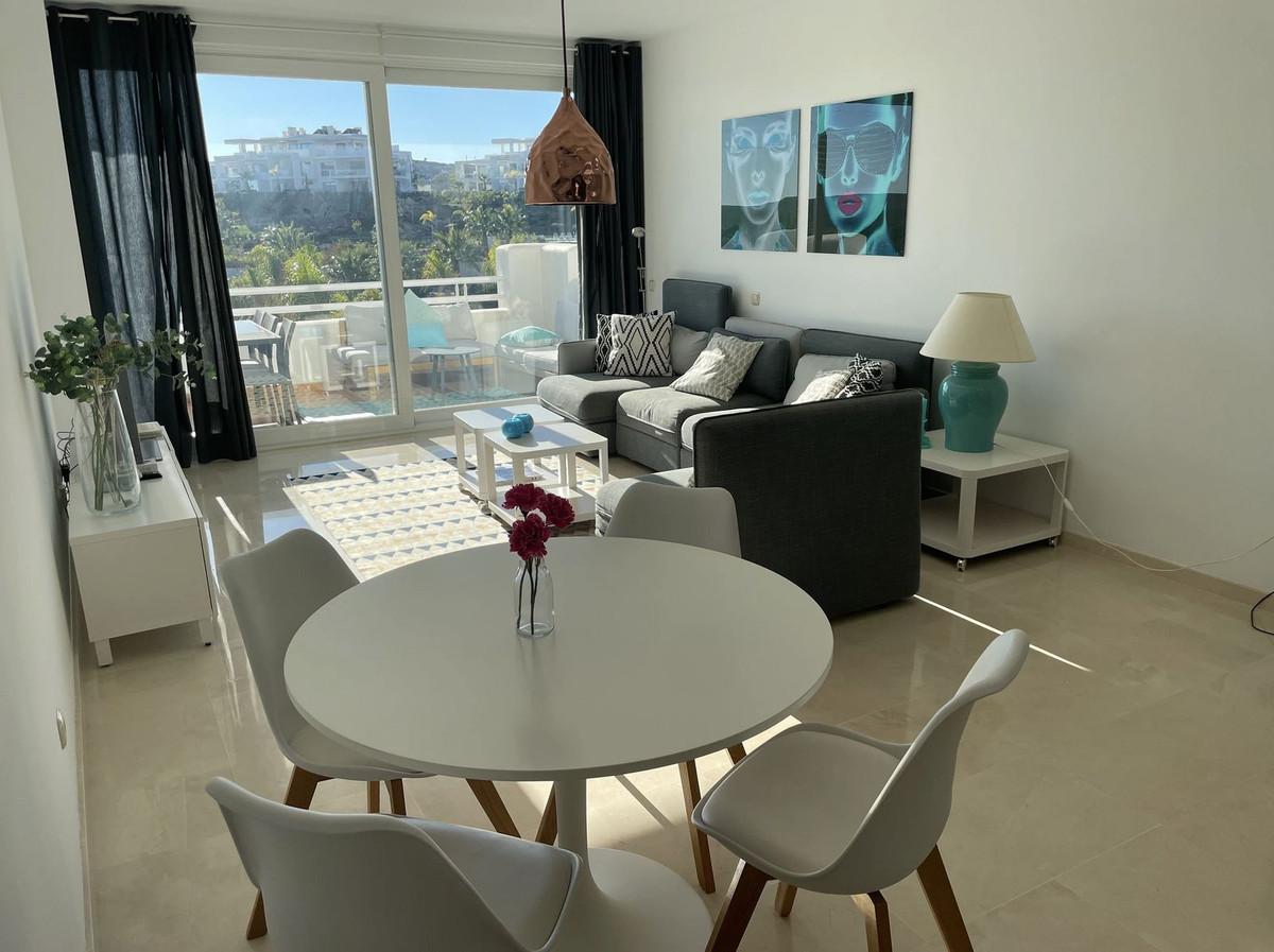 Apartment Middle Floor in Estepona