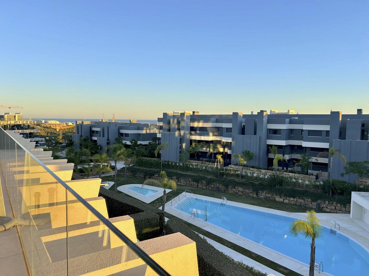 Apartment Middle Floor in Estepona