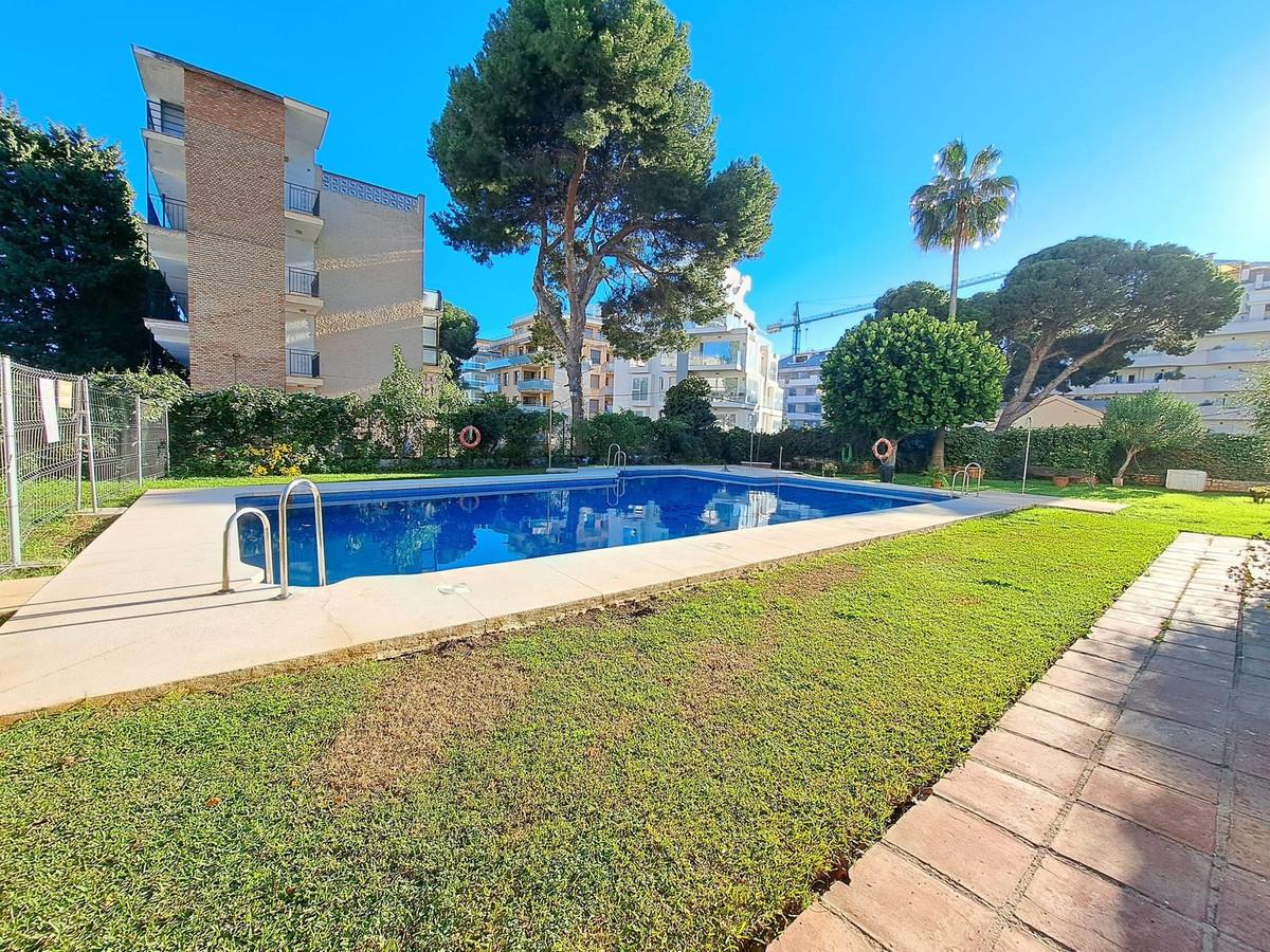 Apartment Middle Floor in Benalmadena