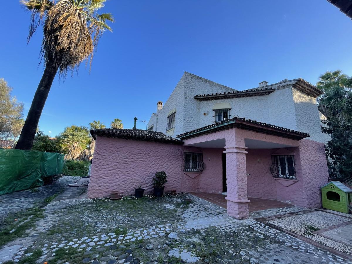 Villa Detached in Marbella