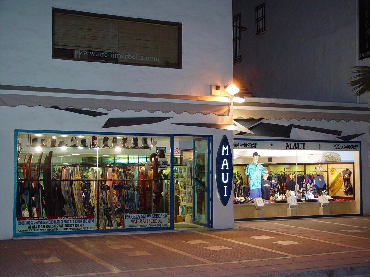 Commercial Shop in Puerto Banús