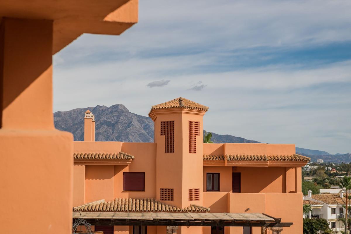 Apartment Penthouse in Benahavís