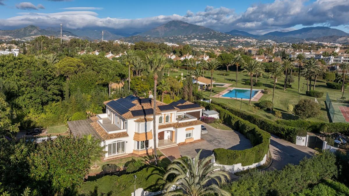 Villa Detached in Marbella