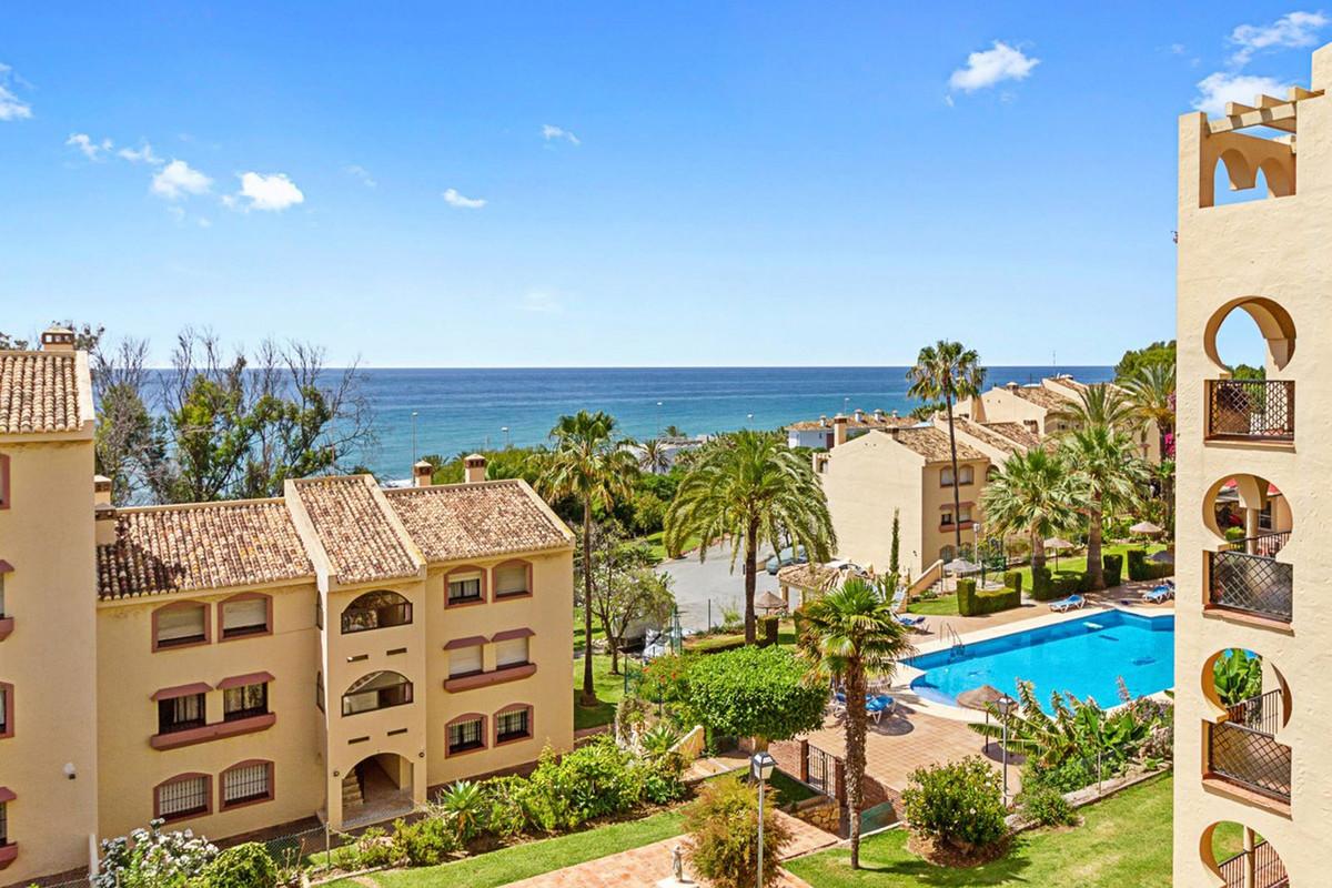 Apartment Middle Floor in La Cala de Mijas