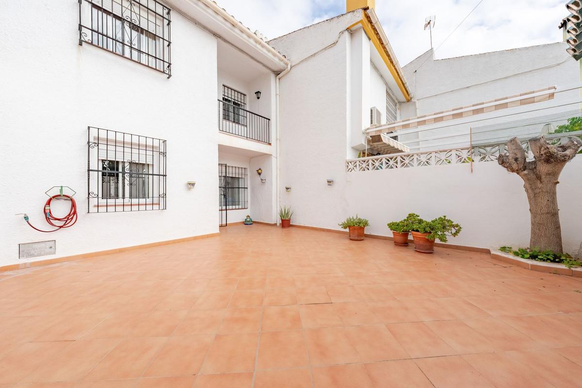 Townhouse Terraced in La Campana