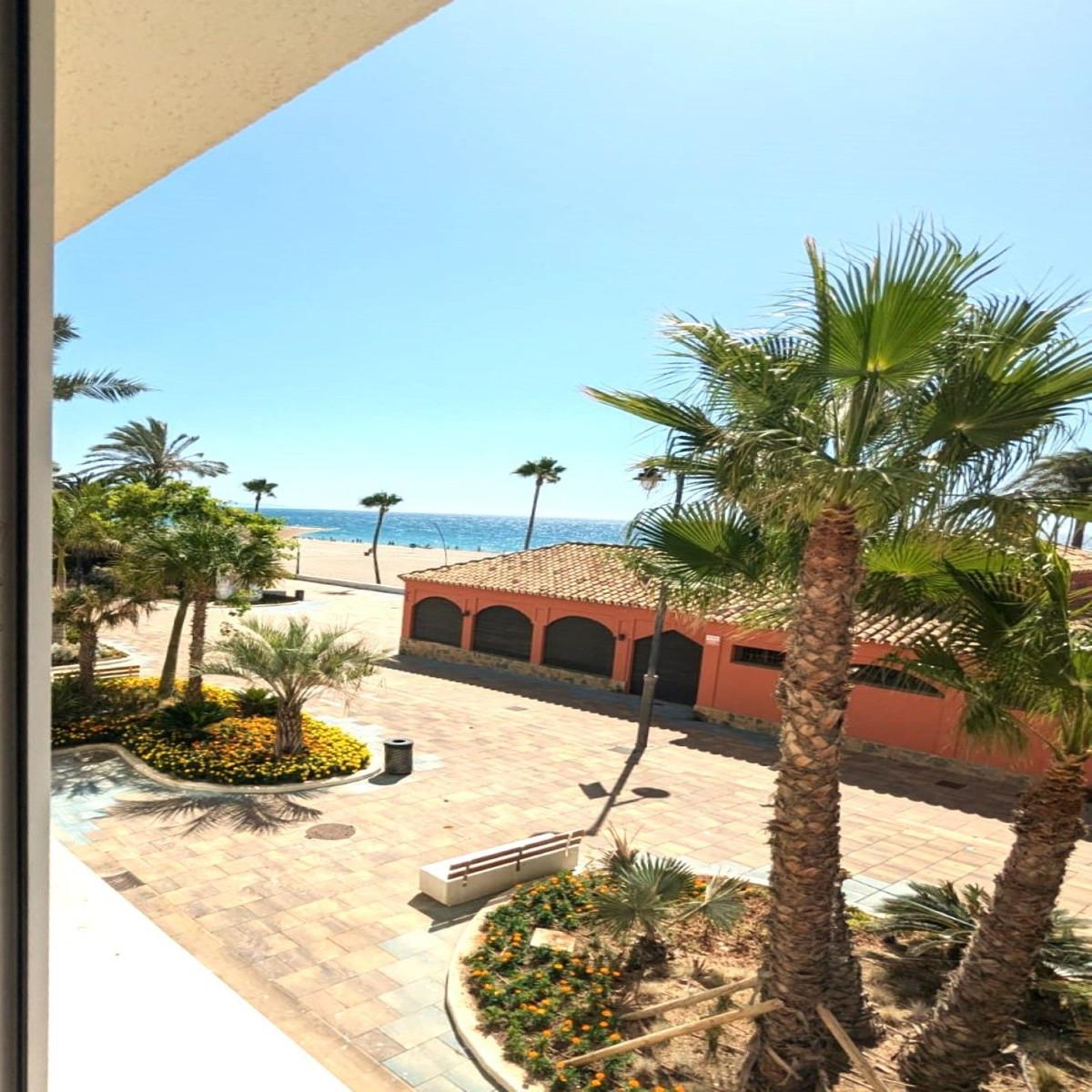 Apartment Middle Floor in Estepona