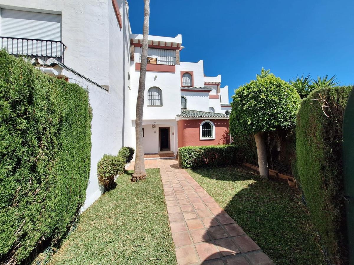 Townhouse Terraced in Bel Air