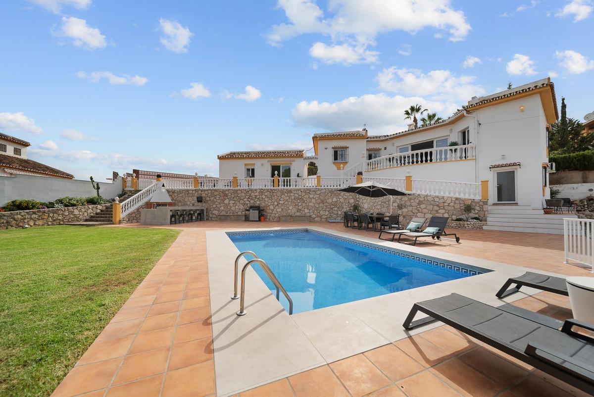 Villa Detached in Benalmadena Costa