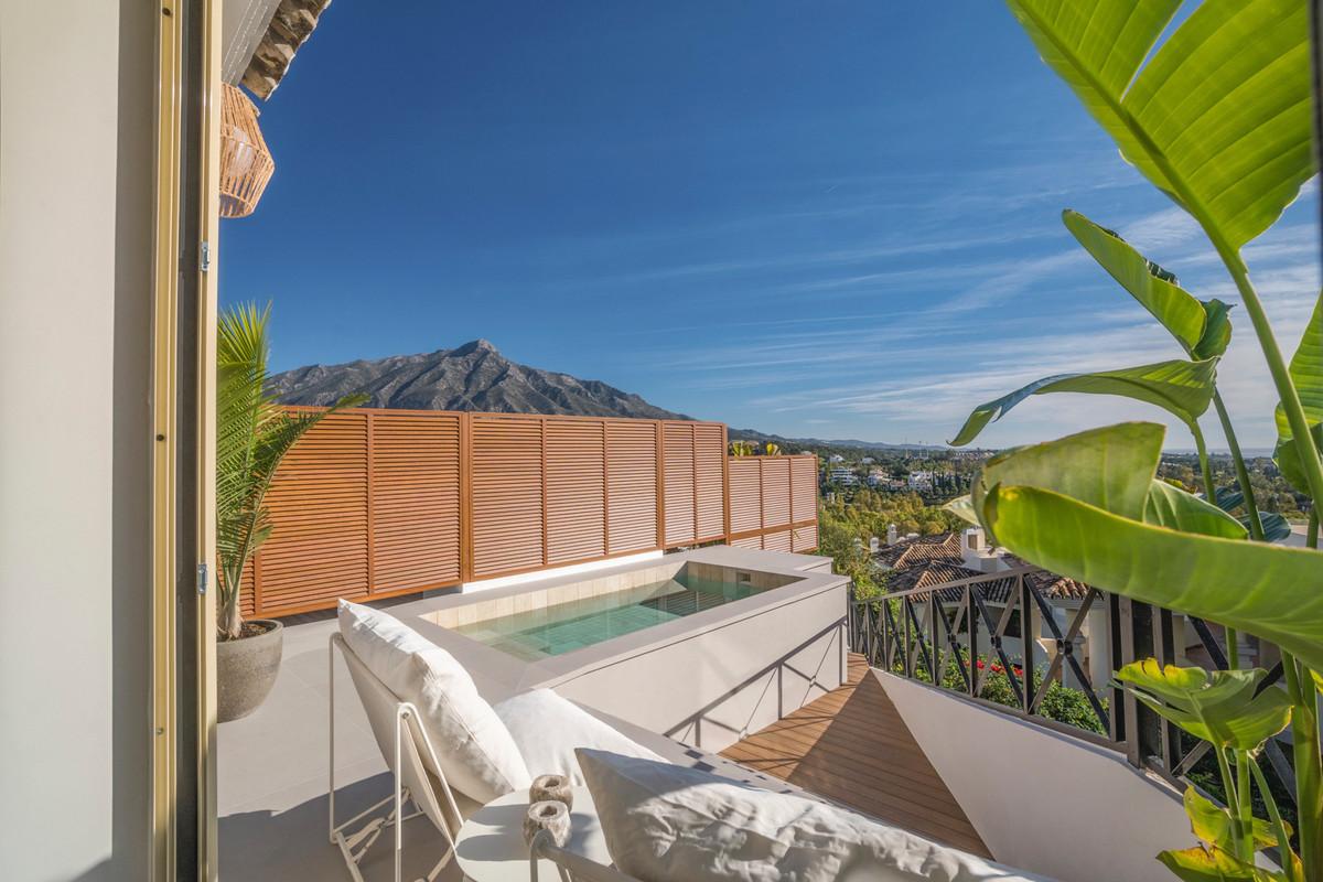 Apartment Ground Floor in Nueva Andalucía