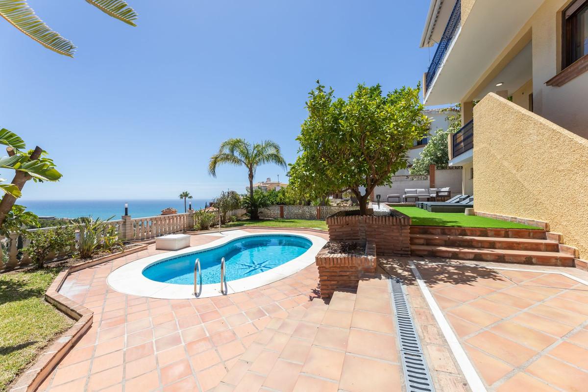 Villa Detached in Benalmadena Costa