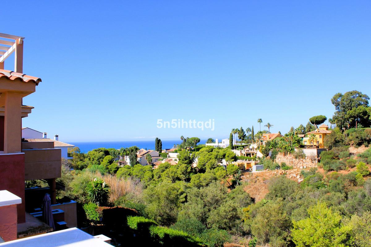 Apartment Penthouse in Reserva de Marbella