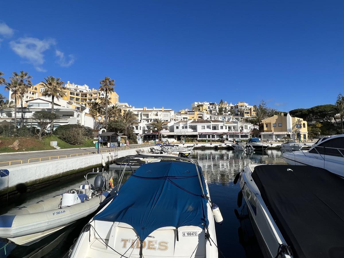 Apartment Ground Floor in Puerto de Cabopino