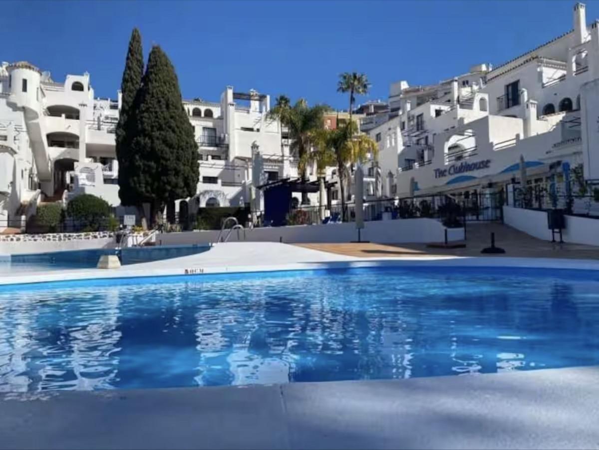 Apartment Middle Floor in Benalmadena Costa