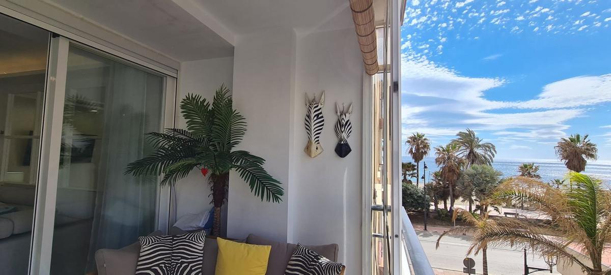 Apartment Middle Floor in Estepona