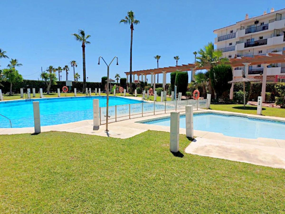 Apartment Middle Floor in San Luis de Sabinillas