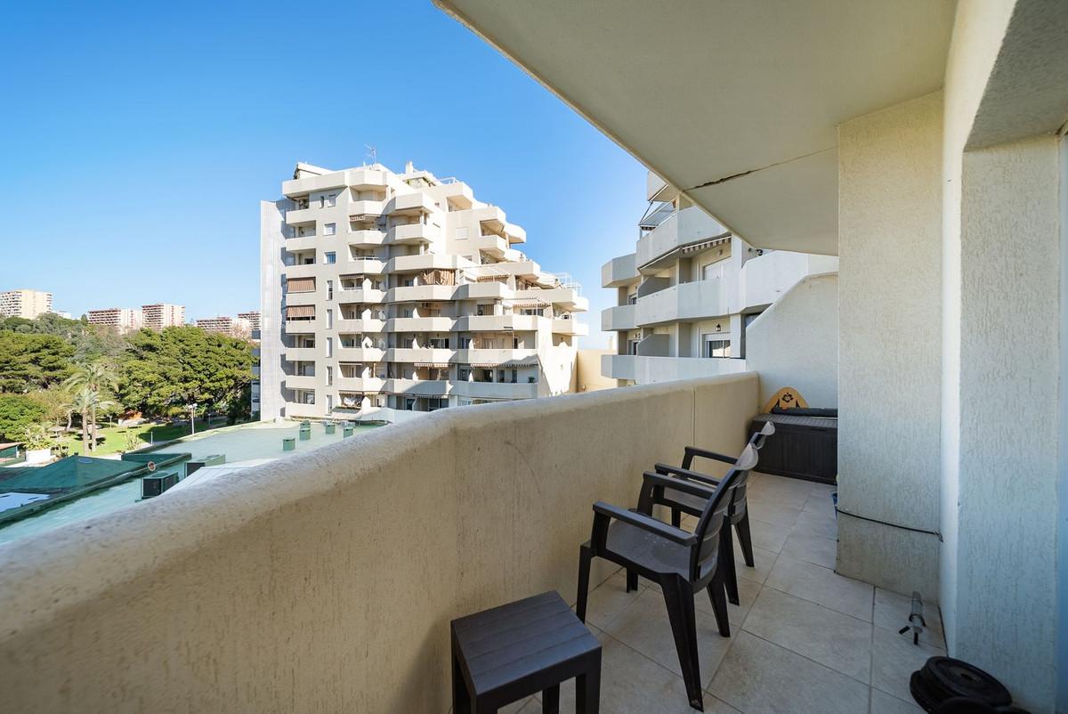 Apartment Middle Floor in Benalmadena Costa