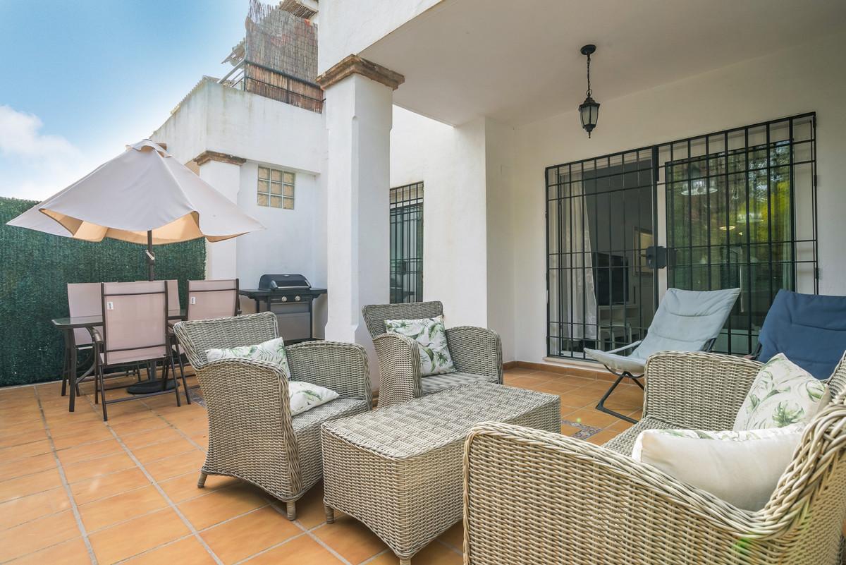 Apartment Ground Floor in Nueva Andalucía