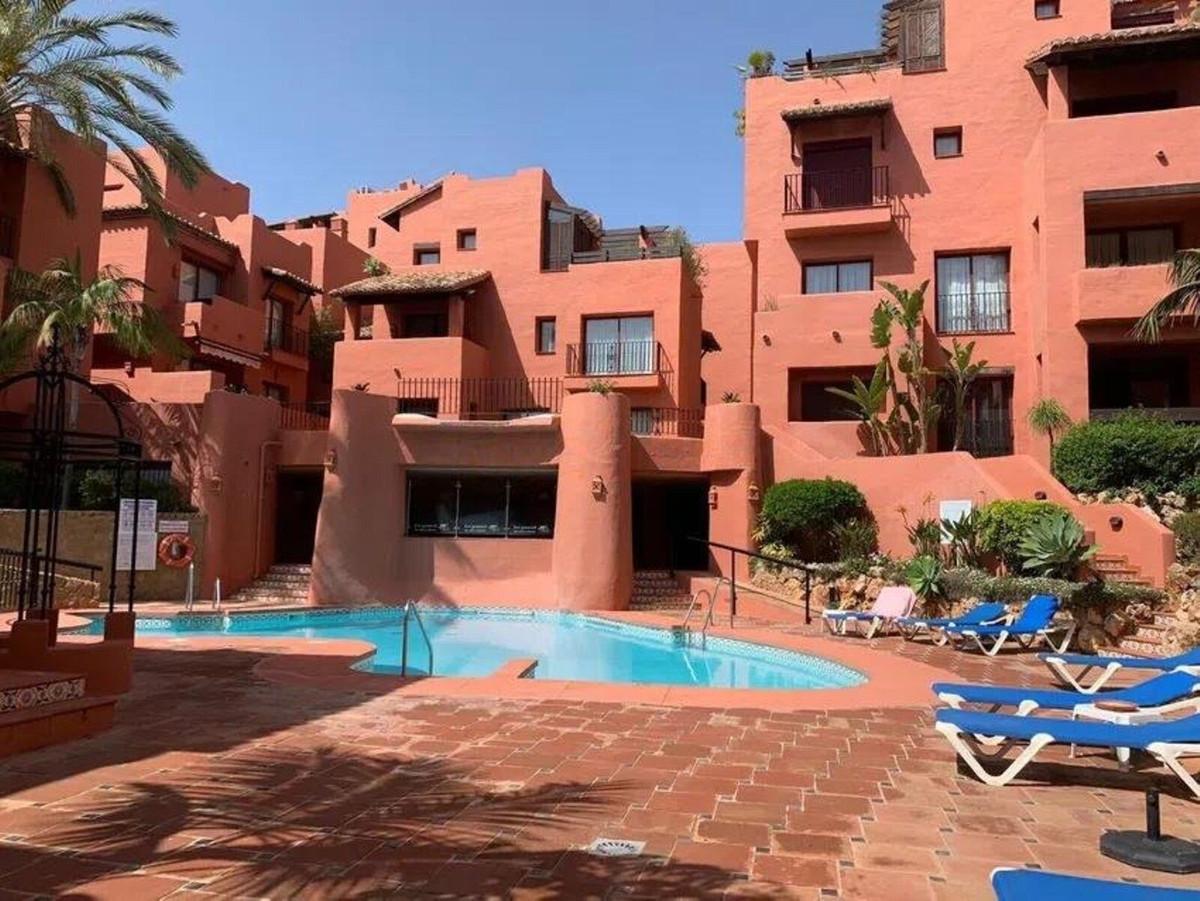 Apartment Ground Floor in Elviria